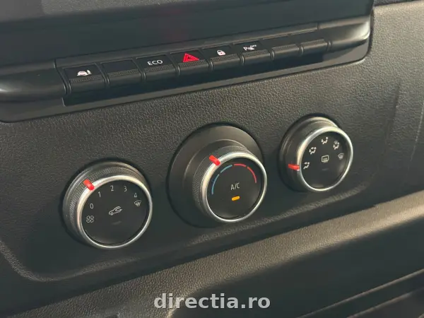 Poza anunț 13