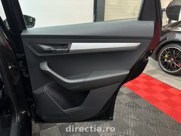 Poza anunț 28