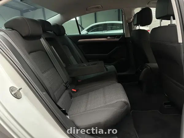 Poza anunț 18