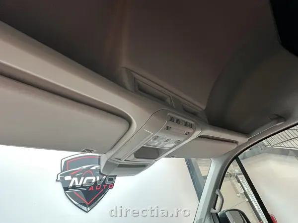 Poza anunț 32