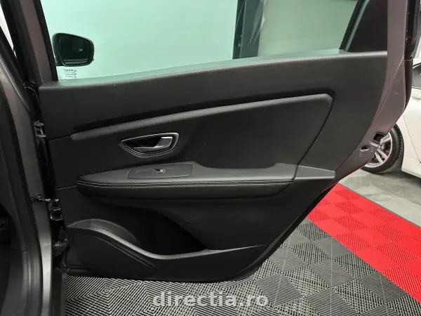 Poza anunț 18