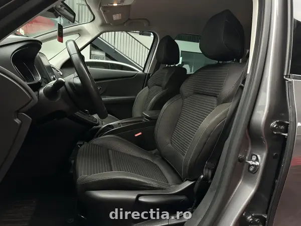 Poza anunț 12