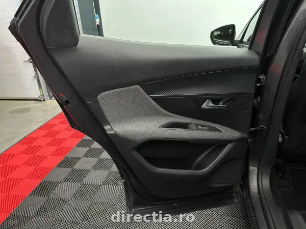 Poza anunț 17