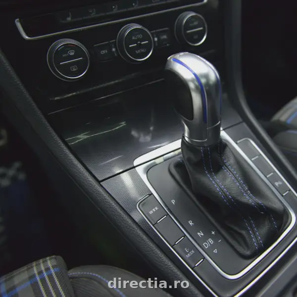 Poza anunț 12