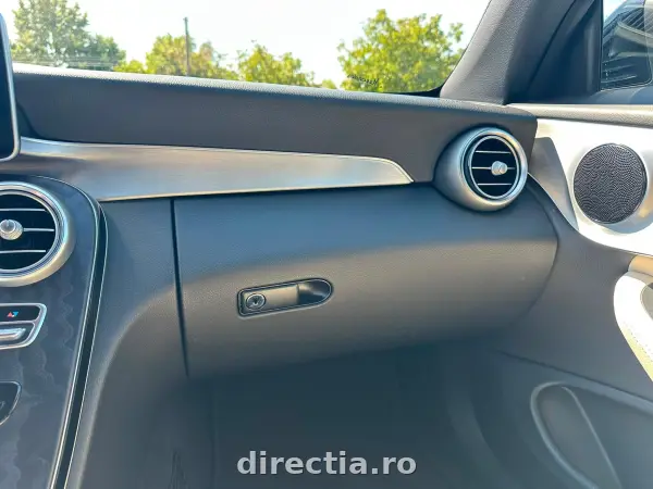 Poza anunț 12