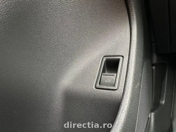 Poza anunț 12