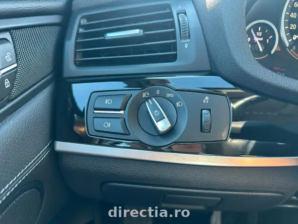 Poza anunț 12