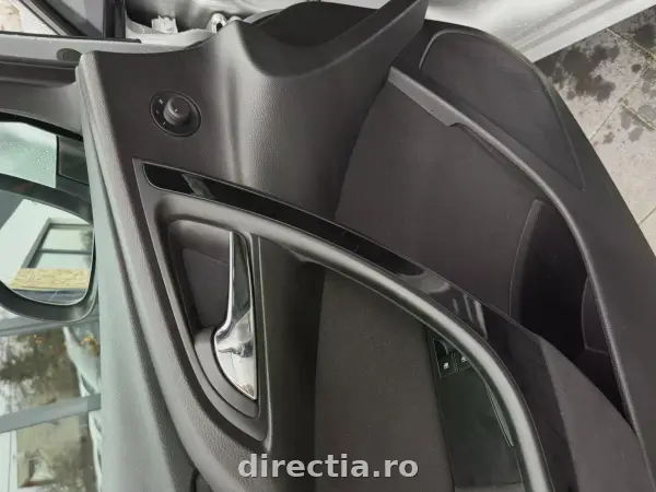 Poza anunț 11
