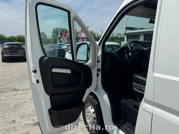 Poza anunț 13