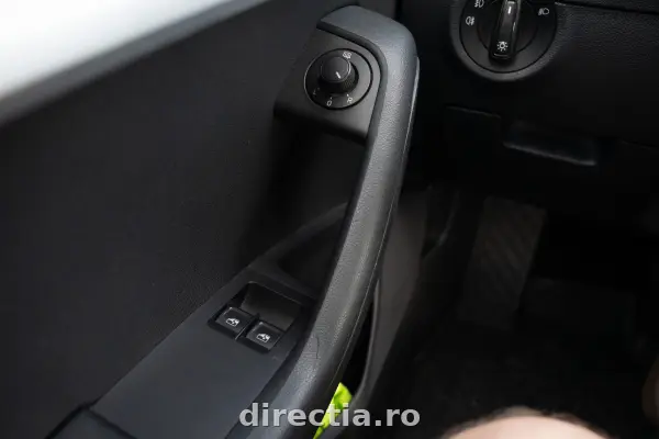 Poza anunț 18
