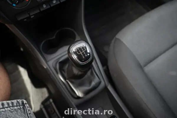 Poza anunț 12