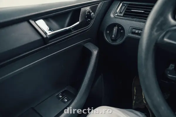 Poza anunț 11