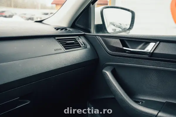 Poza anunț 14