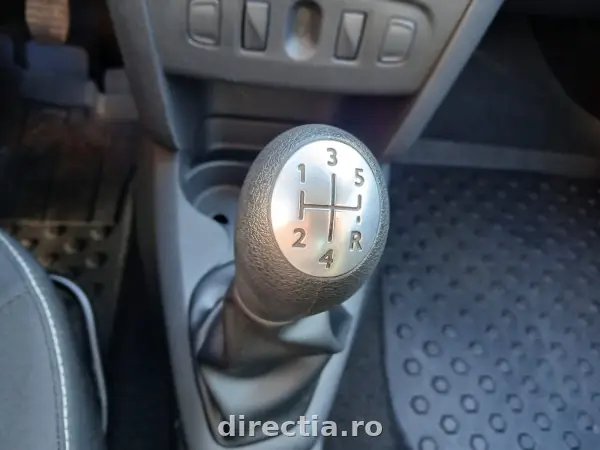 Poza anunț 15