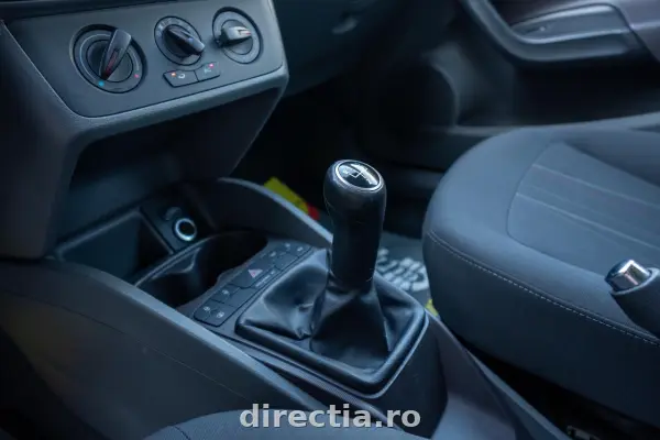 Poza anunț 12