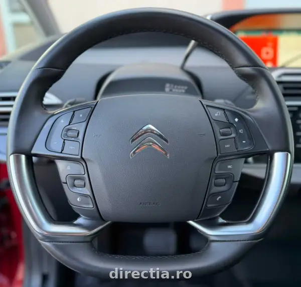 Poza anunț 26