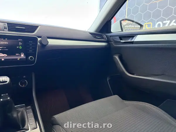 Poza anunț 14