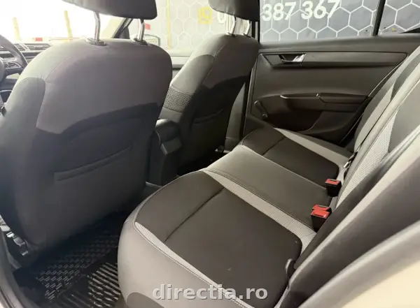 Poza anunț 10