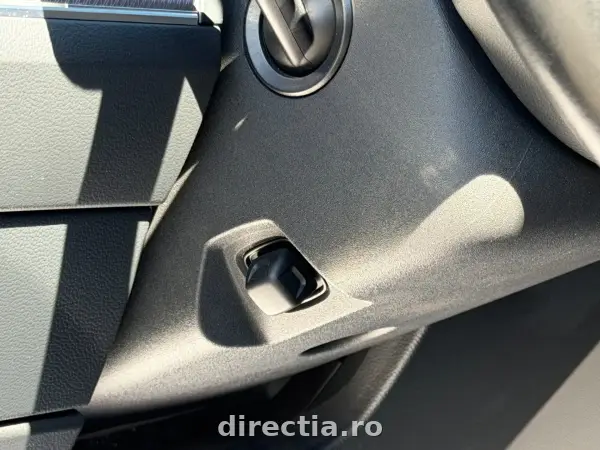 Poza anunț 12