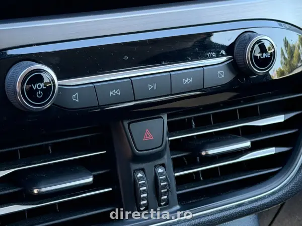Poza anunț 13