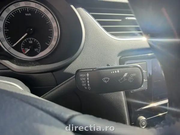 Poza anunț 12