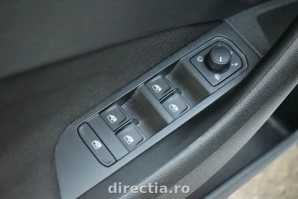Poza anunț 12