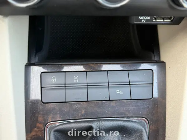 Poza anunț 18