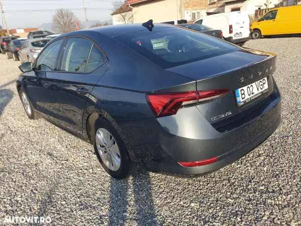 Poza anunț 8