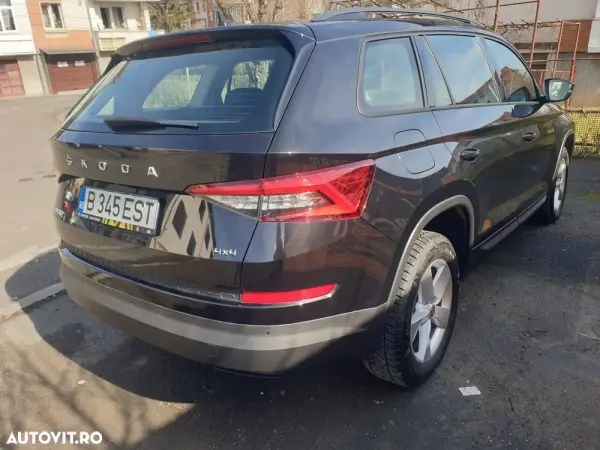Poza anunț 8