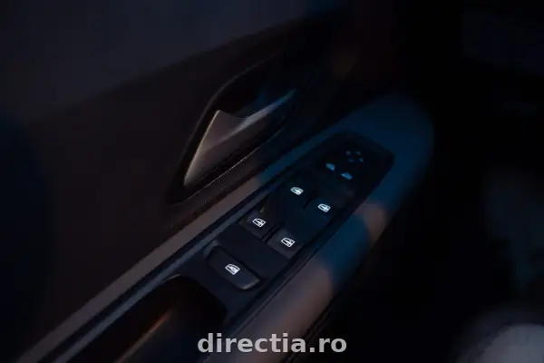 Poza anunț 25