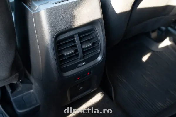 Poza anunț 25
