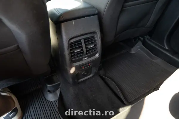 Poza anunț 24