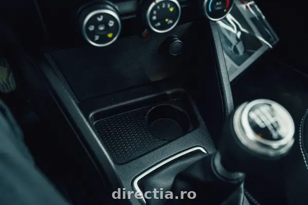 Poza anunț 12