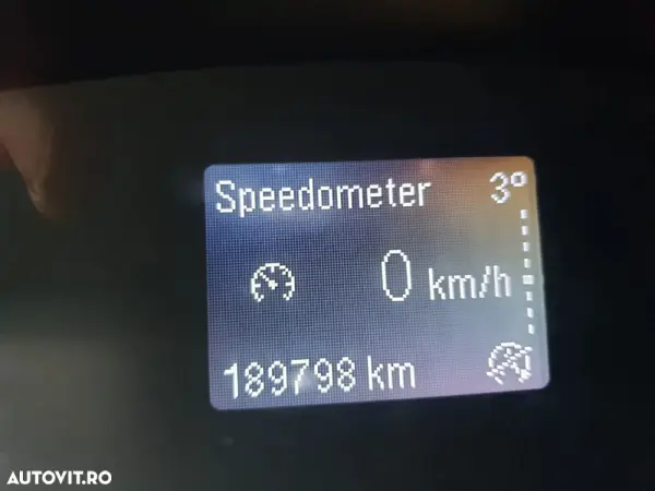 Poza anunț 32