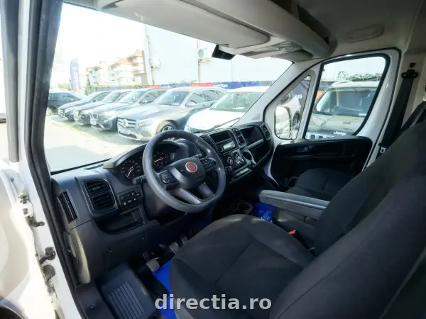 Poza anunț 11