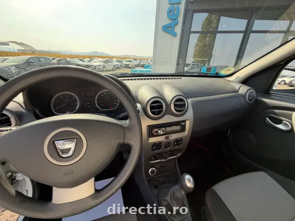 Poza anunț 24