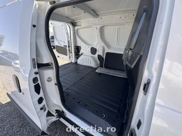 Poza anunț 15