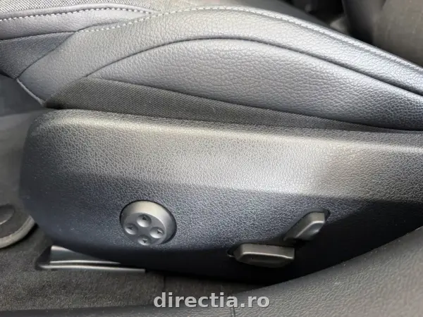 Poza anunț 12