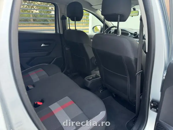 Poza anunț 17