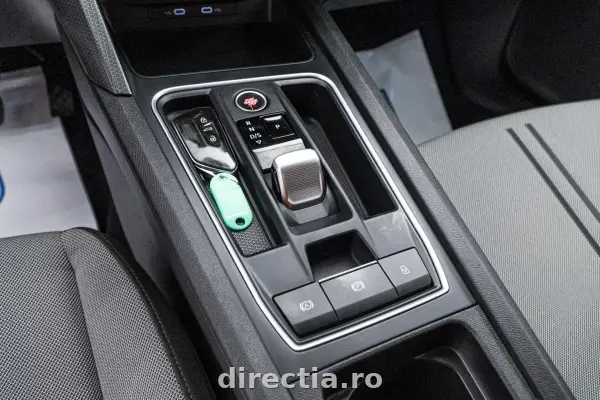 Poza anunț 28