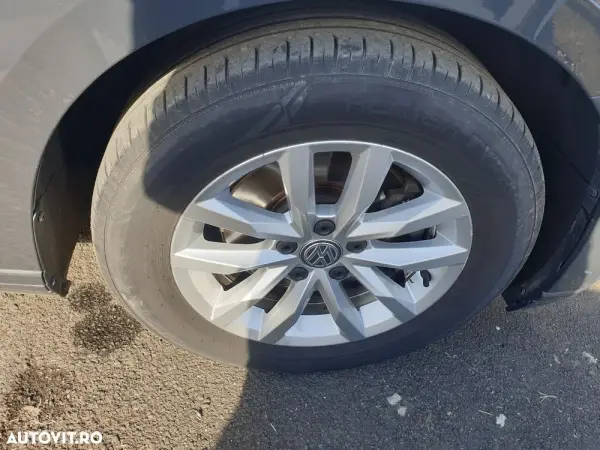 Poza anunț 16