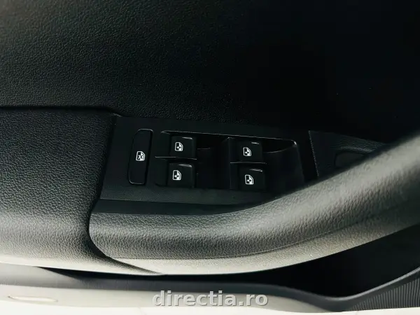 Poza anunț 11