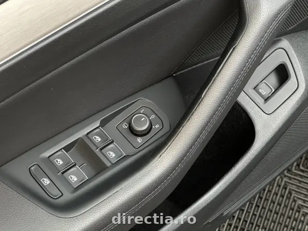 Poza anunț 25