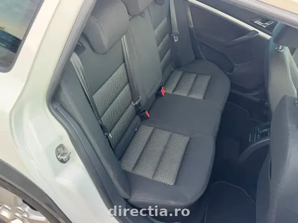Poza anunț 14