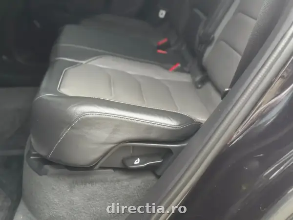 Poza anunț 12