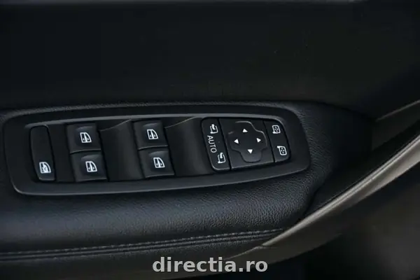 Poza anunț 28