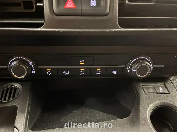 Poza anunț 12