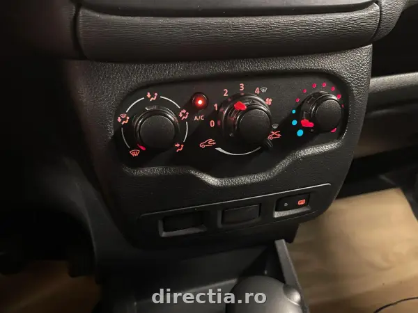 Poza anunț 13