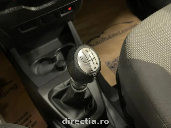 Poza anunț 14