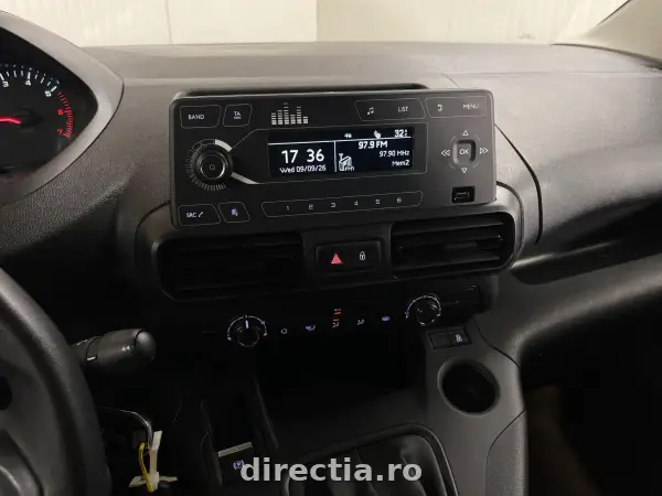 Poza anunț 11